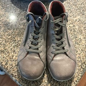 Women’s Remonte shoes size 39